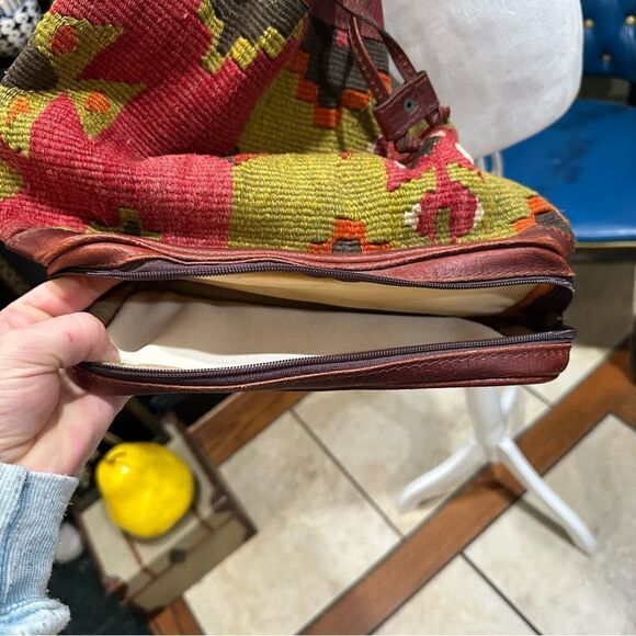 Vintage Turkish Made Wool Carpet Kilim Draw String Shoulder bag - Picture 9 of 10